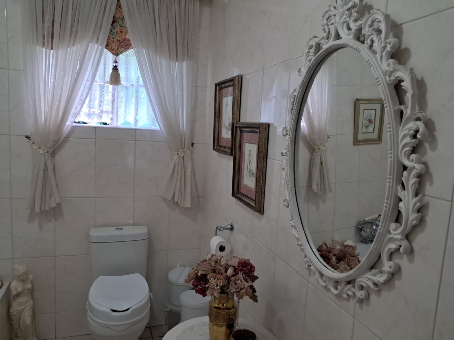 3 Bedroom Property for Sale in Flamingo Park Free State